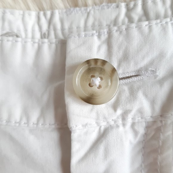 Esprit white summer shorts (US 4) - Picture 4 of 14